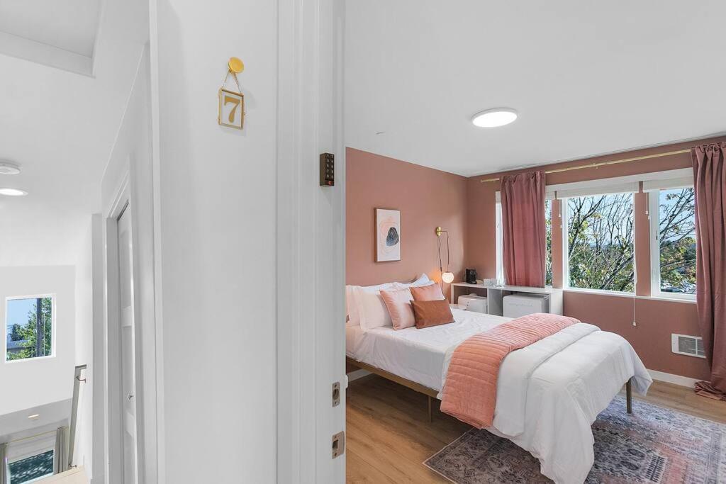 Chris'S Sweet Suite - 84 Walkscore Seattle Exterior photo