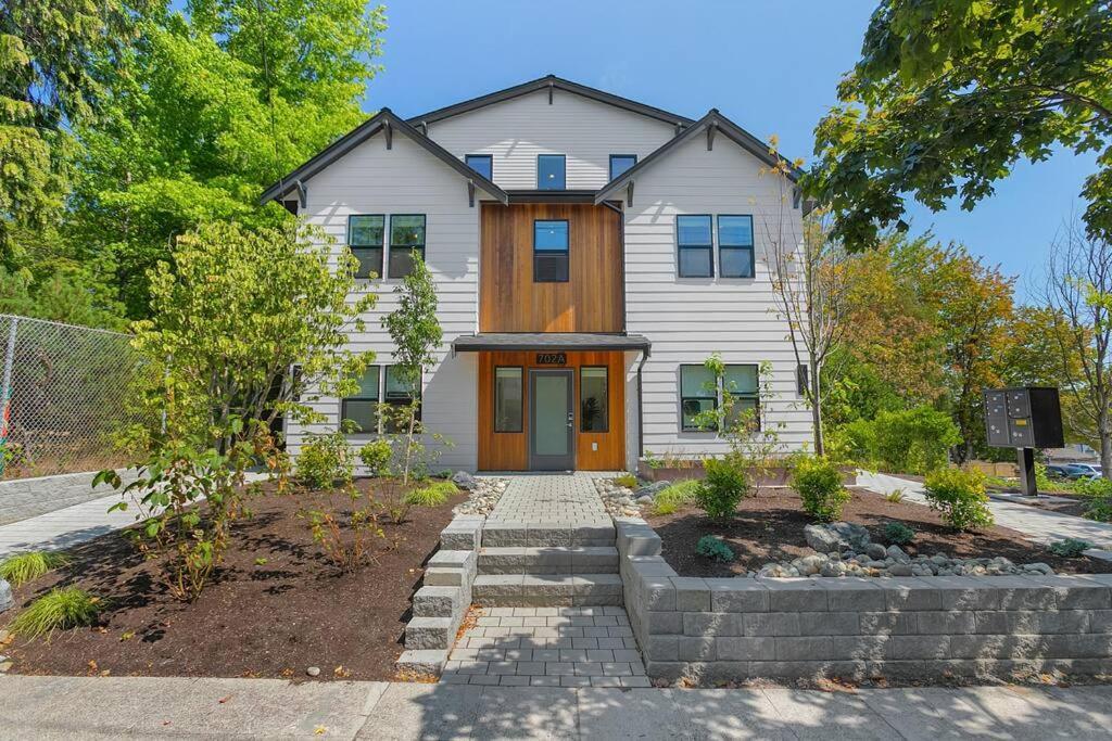 Chris'S Sweet Suite - 84 Walkscore Seattle Exterior photo